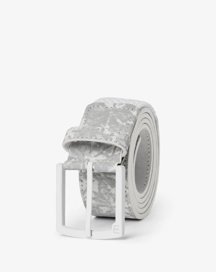 Accessories Belts TravisMathew SOLO TRAVEL CANVAS HYBRID STRETCH BELT Whitemicro Chip