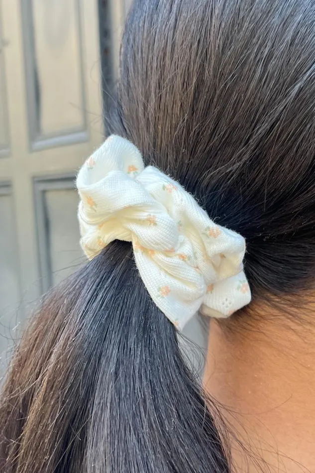 Accessories Floral Scrunchie Brandy Melville HAIR ACCESSORIES