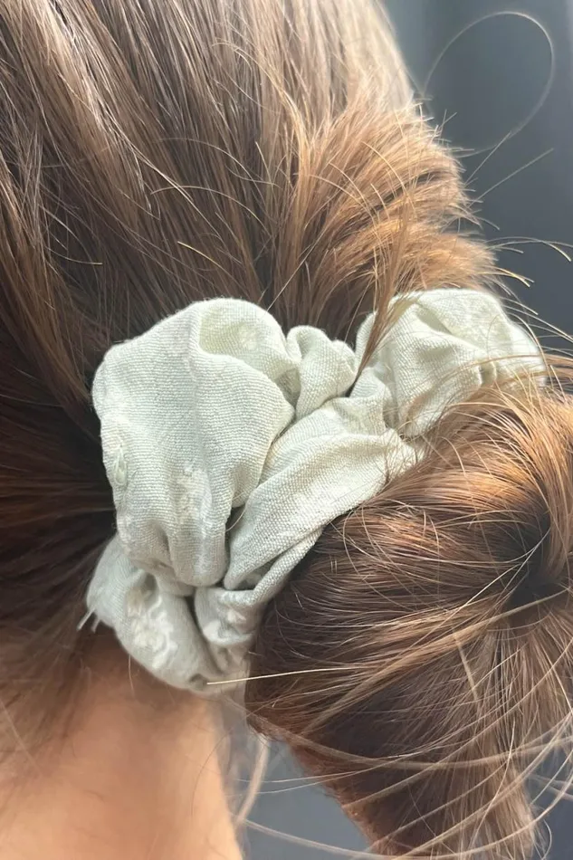 Accessories Floral Scrunchie Brandy Melville HAIR ACCESSORIES