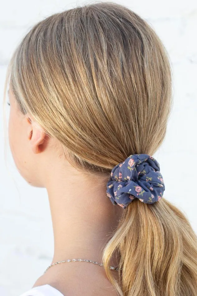 Accessories Floral Scrunchie Brandy Melville HAIR ACCESSORIES