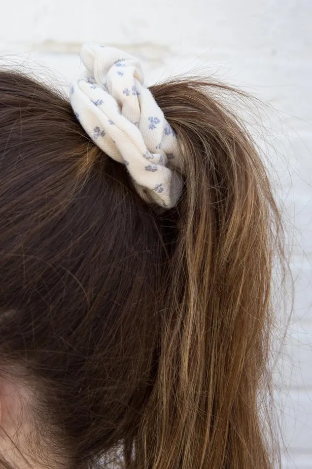 Accessories Floral Scrunchie Brandy Melville HAIR ACCESSORIES
