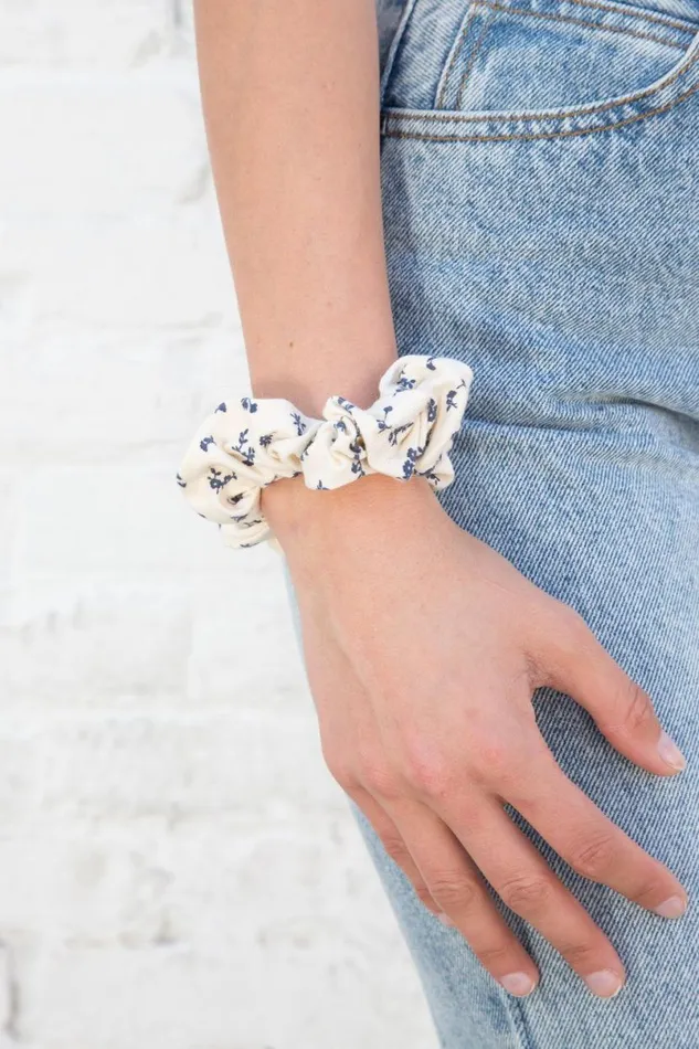Accessories Floral Scrunchie Brandy Melville HAIR ACCESSORIES