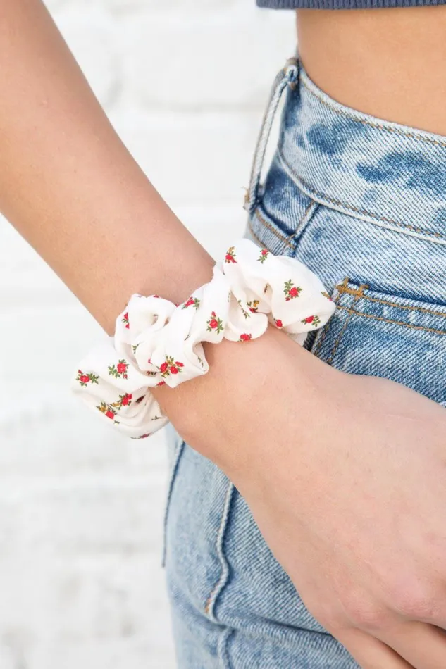 Accessories Floral Scrunchie Brandy Melville HAIR ACCESSORIES