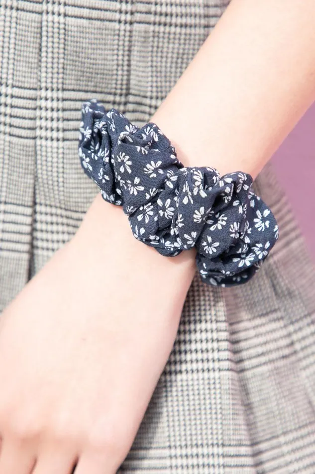 Accessories Floral Scrunchie Brandy Melville HAIR ACCESSORIES