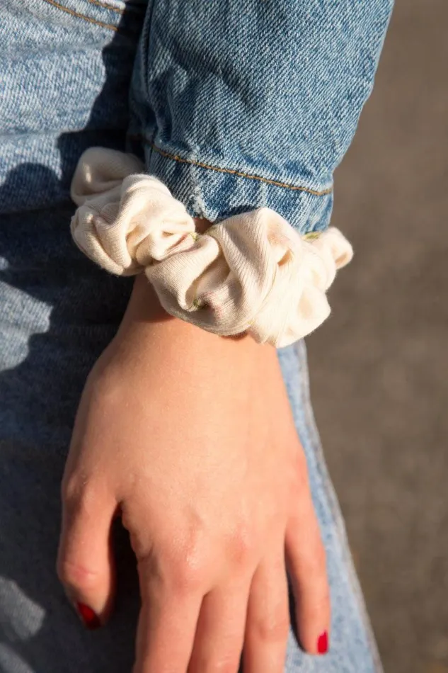 Accessories Floral Scrunchie Brandy Melville HAIR ACCESSORIES