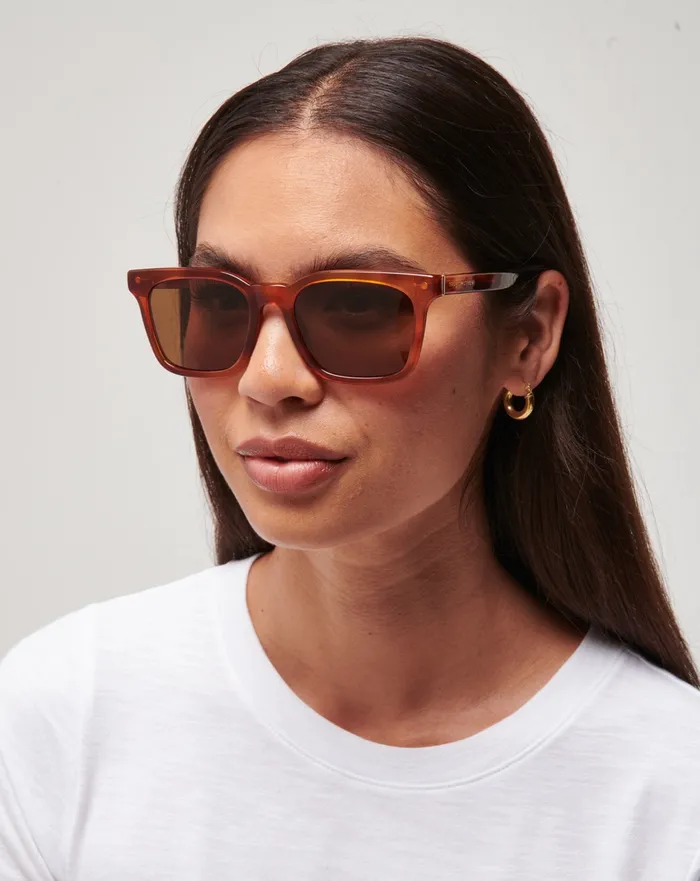 Accessories Sunglasses TravisMathew SEACLIFF SUNGLASSES Light Tort Bronze Polar Accessories Sunglasses TravisMathew SEACLIFF SUNGLASSES Light Tort Bronze Polar