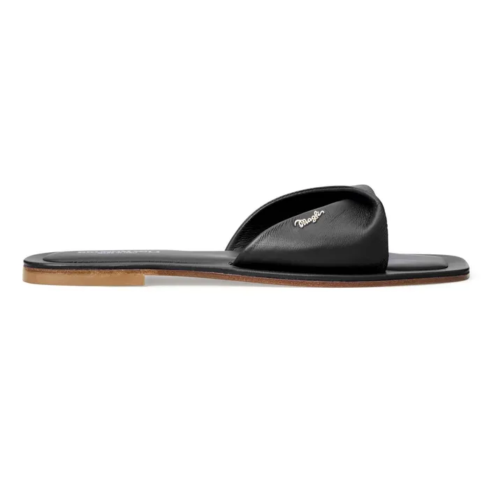 Bruno Magli FRANCIS 8211 BLACK Women Sandals and Slides