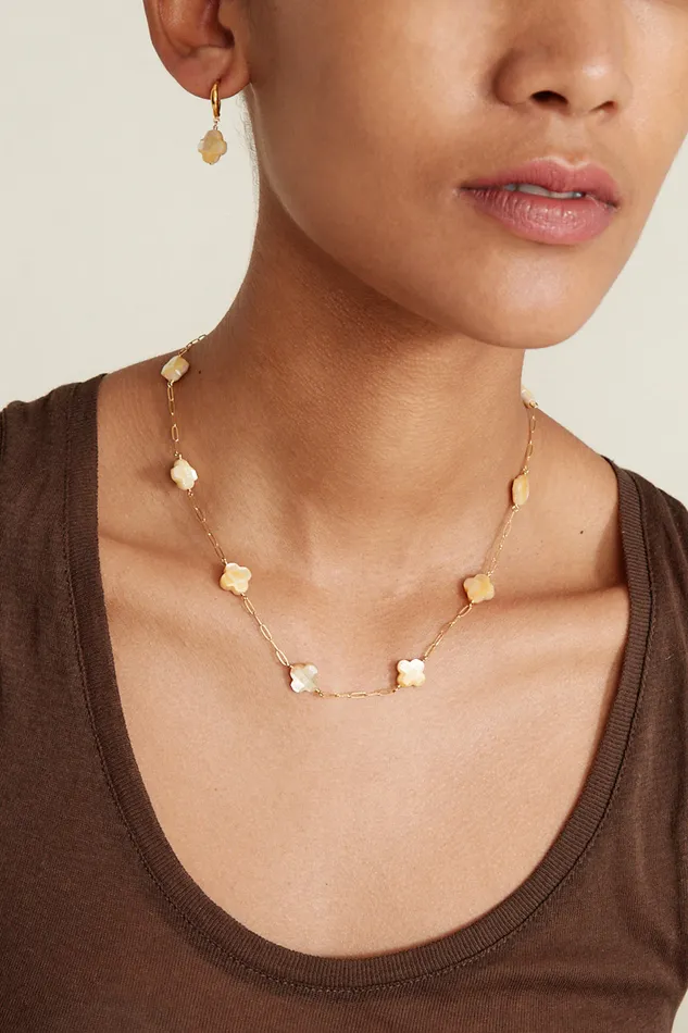 Chan Luu Necklaces Clover Necklace Yellow MOP 8211 Women