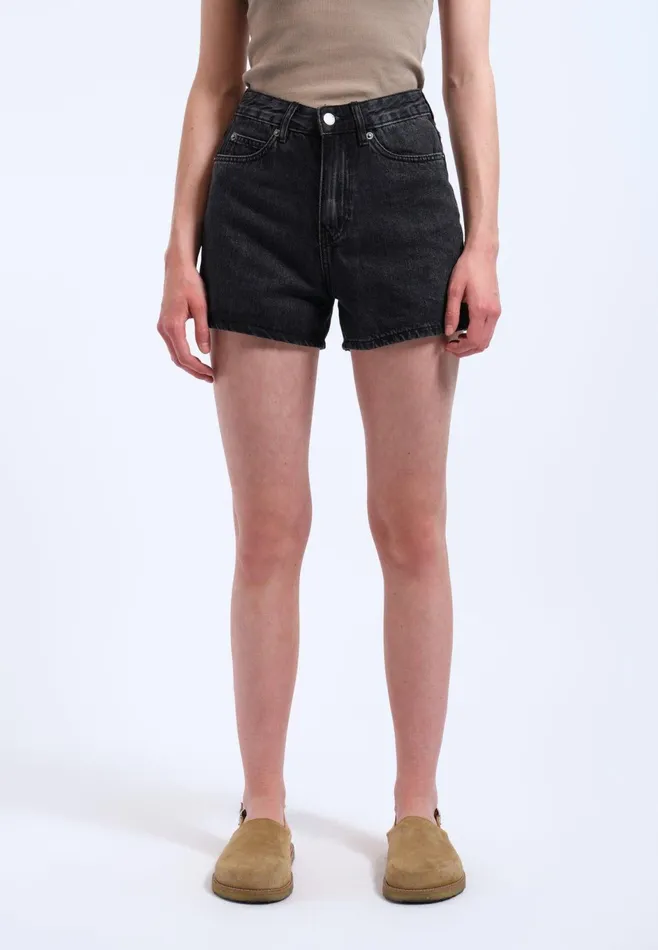 Dr Denim Shorts Women Nora Shorts 8211 Retro Black Retro Black