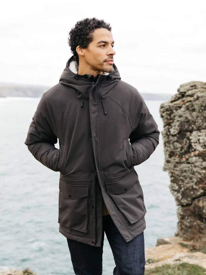 Finisterre Jackets and Coats Men Vellus Parka Jacket Raven