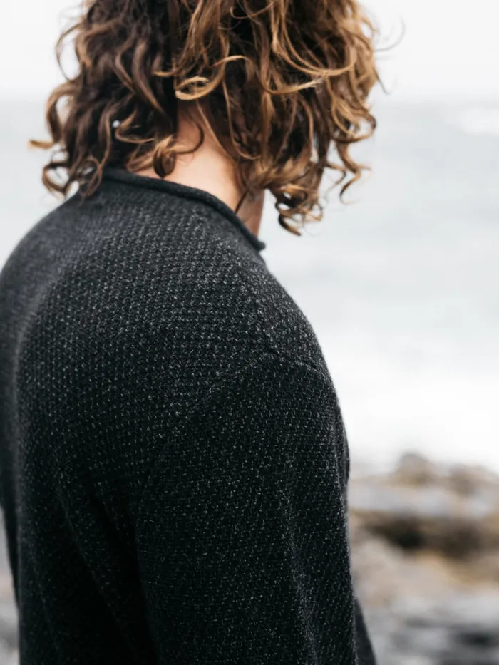 Finisterre Knitwear Men Barents Sweater Raven
