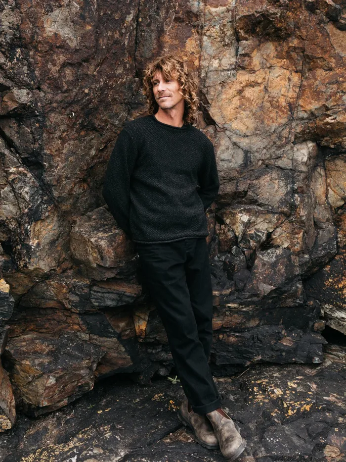 Finisterre Knitwear Men Barents Sweater Raven