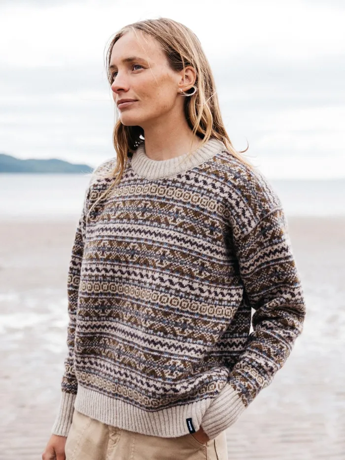 Finisterre Knitwear Women Shetland Fairisle Sweater Black Cherryecruheather Mist Multi