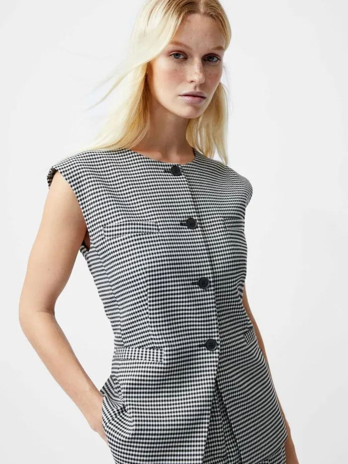 French Connection Holden Houndstooth Crew Neck Waistcoat Blackecru Women Tops