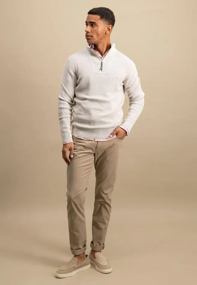 FYNCHHATTON Knitting Sweaters With A Troyer Collar And Logodail New Offwhitepoppy Rednavy Men Sweater
