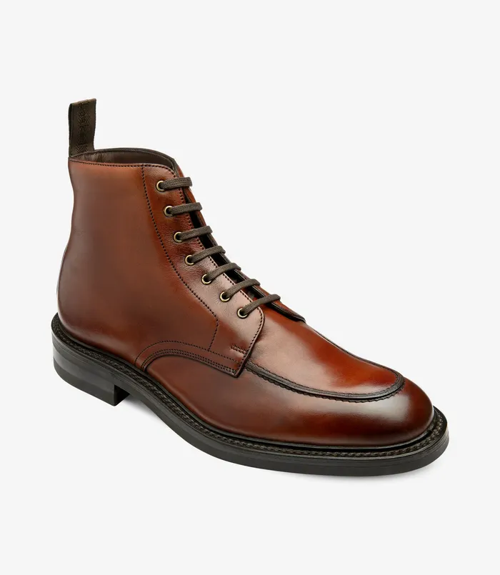 Gisbourne Seared Mahogany Men Boots Loake Gisbourne Seared Mahogany Men Boots Loake