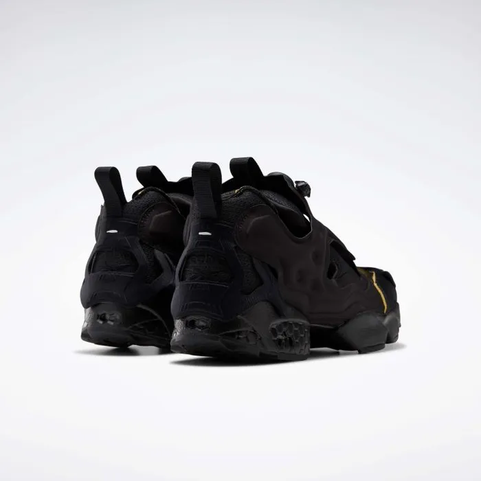Henrik Vibskov Boutique Insta Pump Fury Memory Of 8211 Black Women Sneakers