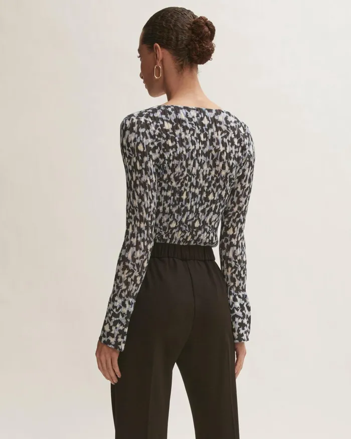 Jigsaw Knitwear and Cashmere Women Graphic Block Plisse Jumper Blue