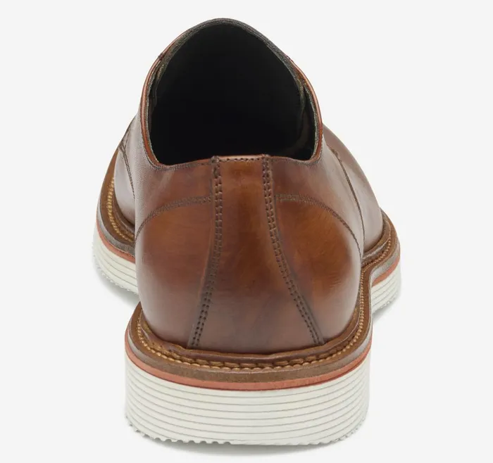 Johnston and Murphy Jenson Plain Toe Tan Italian Calfskin Men LaceUps Johnston and Murphy Jenson Plain Toe Tan Italian Calfskin Men LaceUps