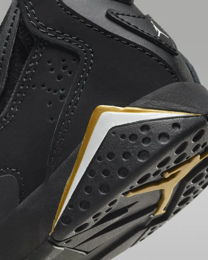 Kids Nike Jordan Jordan True Flight Blackmetallic Goldwhite