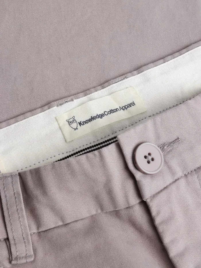 KnowledgeCotton Apparel Pants CHUCK Regular Twill Chino Pants Alloy 8211 Men KnowledgeCotton Apparel Pants CHUCK Regular Twill Chino Pants Alloy 8211 Men