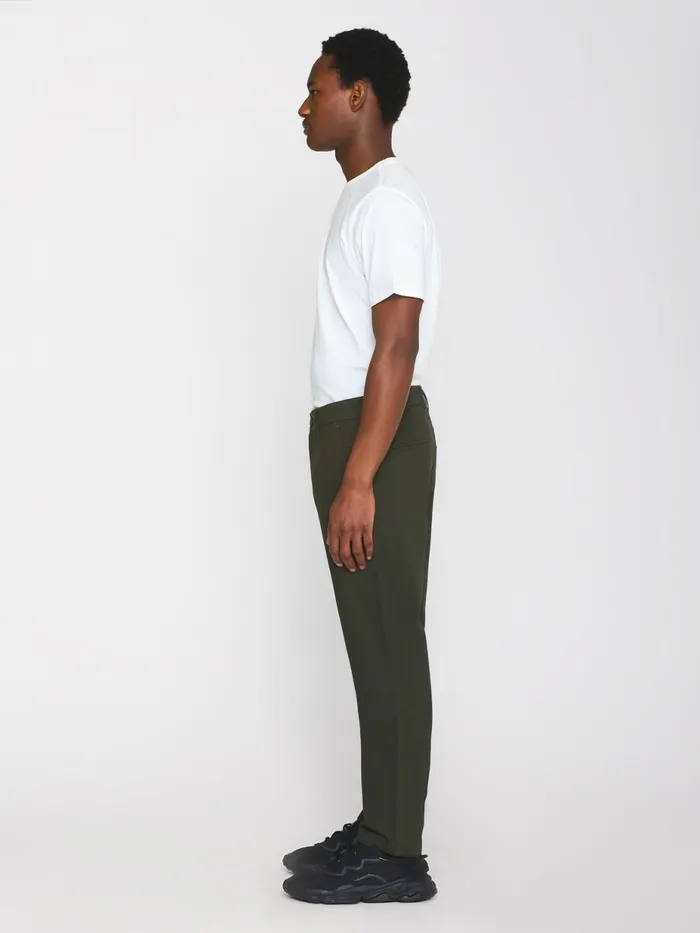 KnowledgeCotton Apparel Pants CHUCK Regular Twill Chino Pants Forrest Night 8211 Men KnowledgeCotton Apparel Pants CHUCK Regular Twill Chino Pants Forrest Night 8211 Men