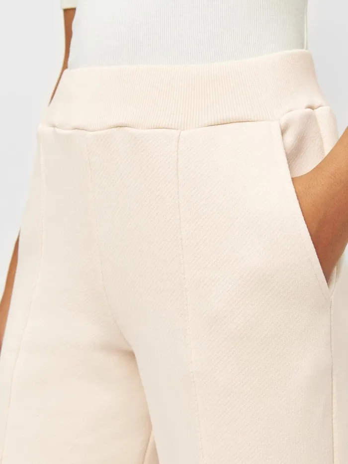 KnowledgeCotton Apparel Pants POSEY Wide Highrise Sweat Elastic Waistband Pants Buttercream 8211 Women KnowledgeCotton Apparel Pants POSEY Wide Highrise Sweat Elastic Waistband Pants Buttercream 8211 Women