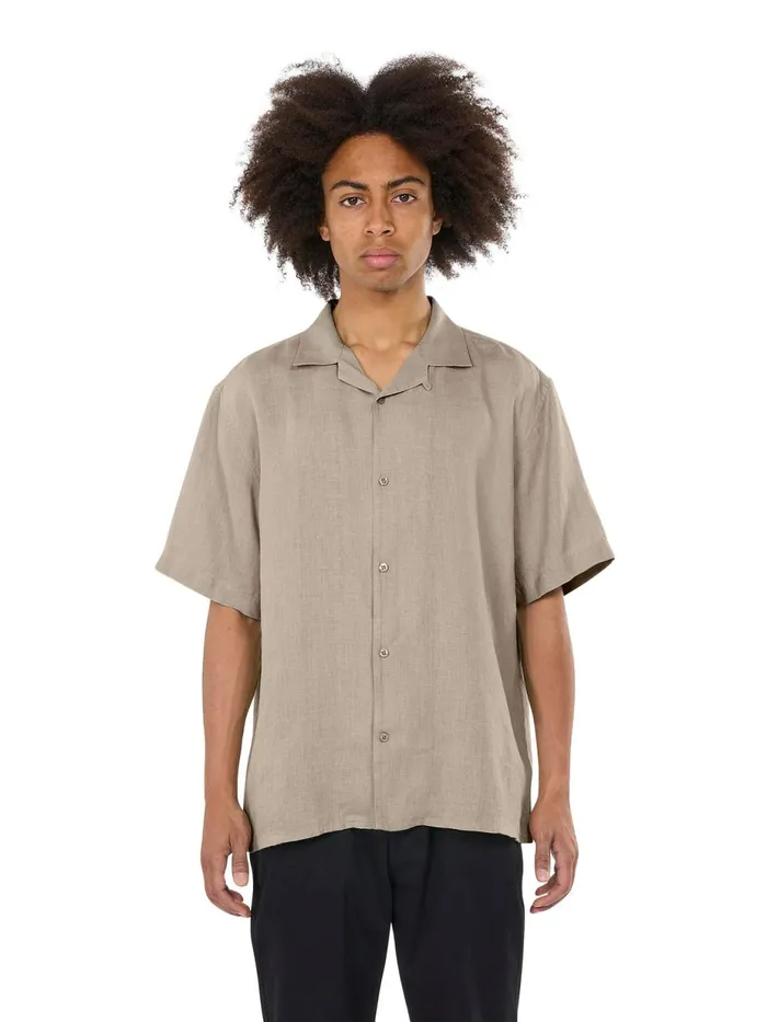 KnowledgeCotton Apparel Shirts Box Fit Short Sleeved Linen Shirt Light Feather Gray 8211 Men KnowledgeCotton Apparel Shirts Box Fit Short Sleeved Linen Shirt Light Feather Gray 8211 Men