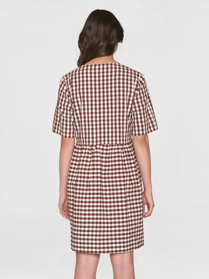 KnowledgeCotton Apparel Skirts And Dresses Cross Over Ashape Seersucker Checkered Dress Gotsvegan 8211 Women KnowledgeCotton Apparel Skirts And Dresses Cross Over Ashape Seersucker Checkered Dress Gotsvegan 8211 Women