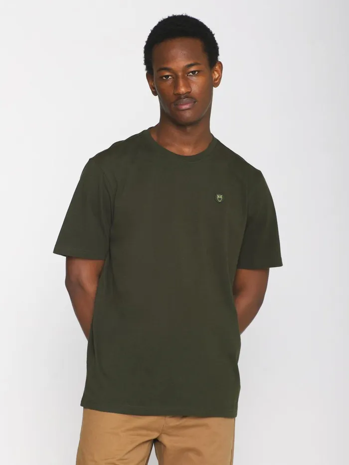 KnowledgeCotton Apparel TShirts Regular Fit Badge Tshirt Forrest Night 8211 Men KnowledgeCotton Apparel TShirts Regular Fit Badge Tshirt Forrest Night 8211 Men