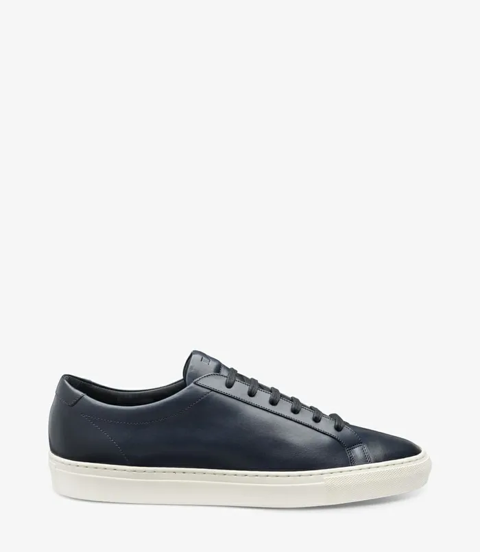Loake Trainers and Sneakers Men Sprint Navy