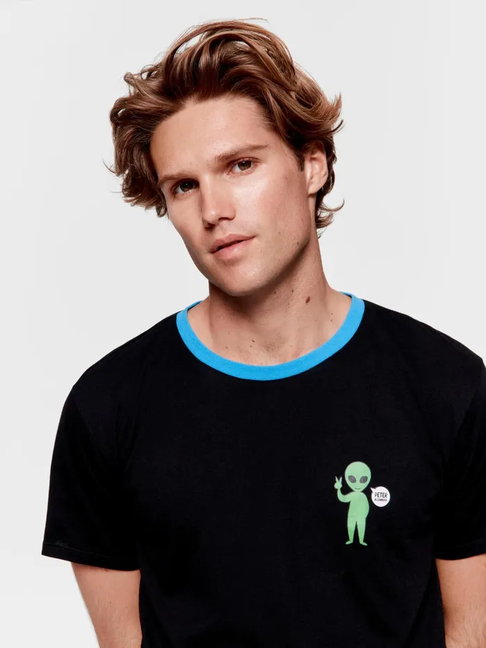 Men Alien Tee Black Peter Alexander Tops