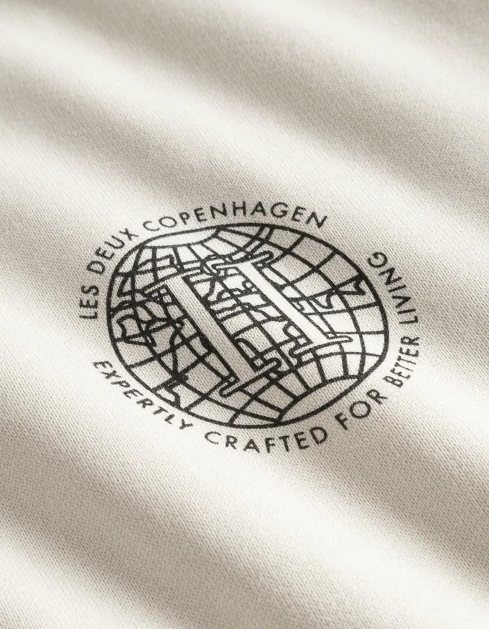 Men Globe Sweatshirt 8211 IvoryBlack Les Deux HoodiesSweatshirts