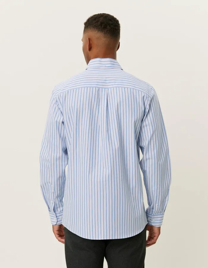Men Kent Stripe Peached Poplin Shirt 8211 Bel Air BlueOyster Rose Les Deux ShirtsOvershirts