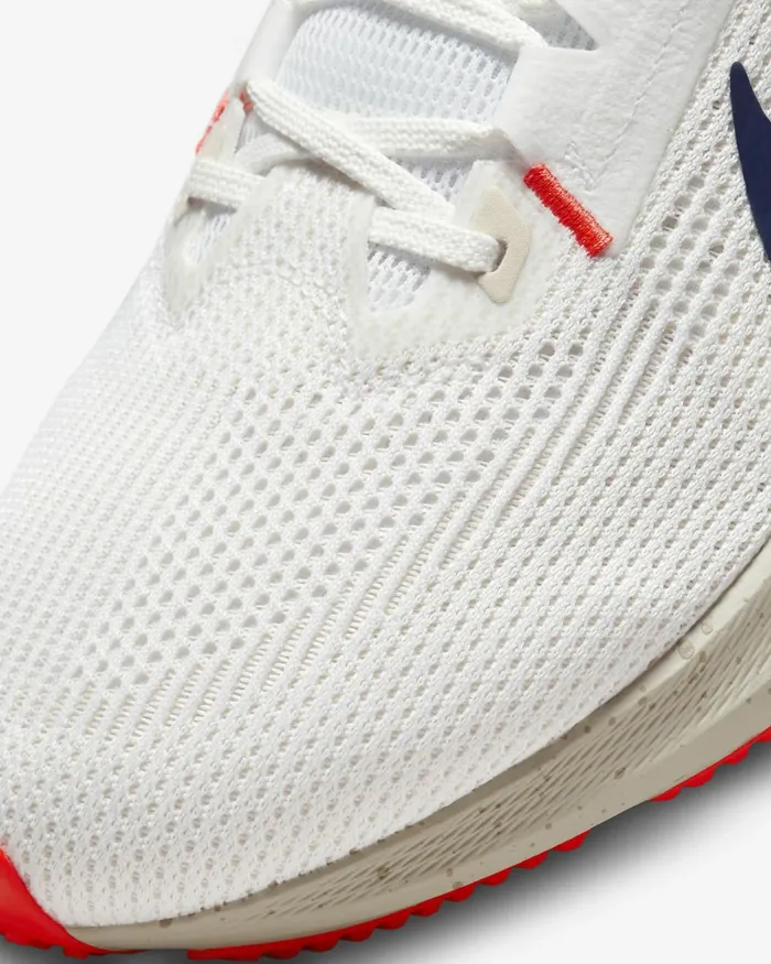 Men Nike Running Pegasus 40 Whitelight Orewood Brownphantomobsidian