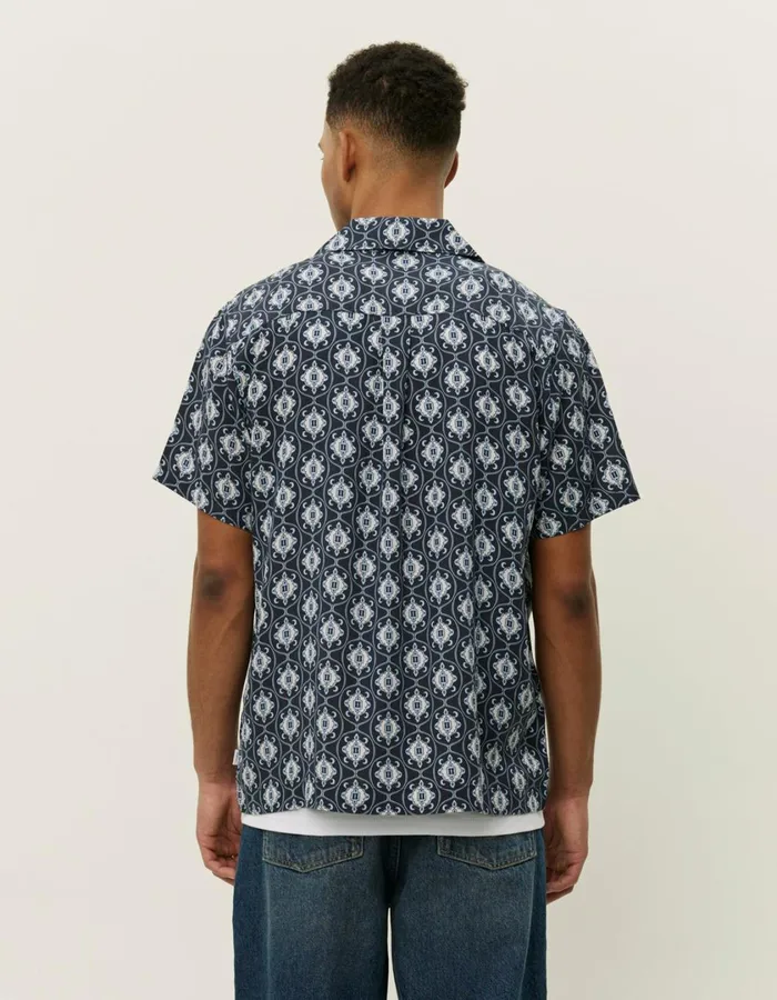 Men Ornament Tencel SS Shirt 8211 Dark NavyLight Blue Les Deux ShirtsOvershirts