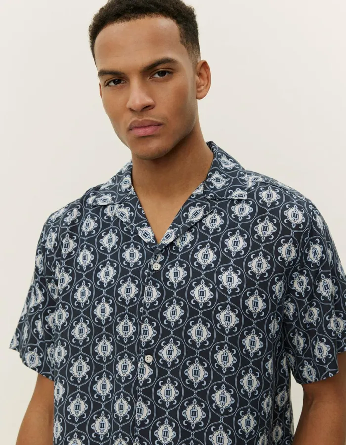 Men Ornament Tencel SS Shirt 8211 Dark NavyLight Blue Les Deux ShirtsOvershirts