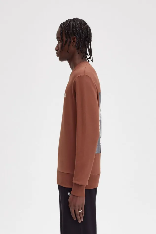 Men Rave Graphic Sweatshirt Whisky Brown Fred Perry Sweatshirts
