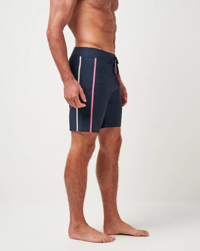 Men Shorts TravisMathew MAKING IT REEF BOARDSHORT Total Eclipse