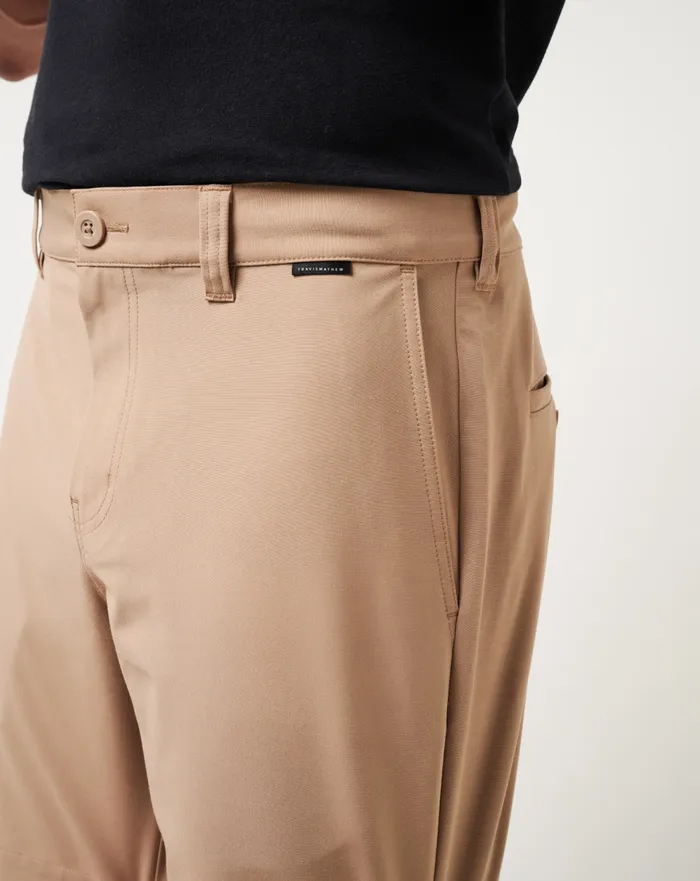 Men Shorts TravisMathew TECH CHINO SHORT 8IN Khaki