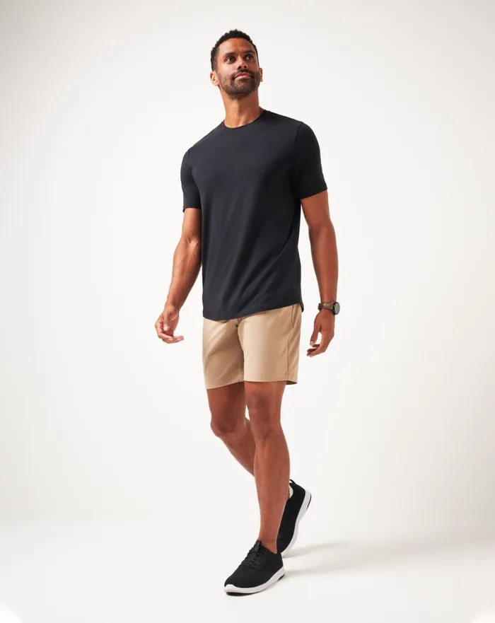 Men Shorts TravisMathew TECH CHINO SHORT 8IN Khaki