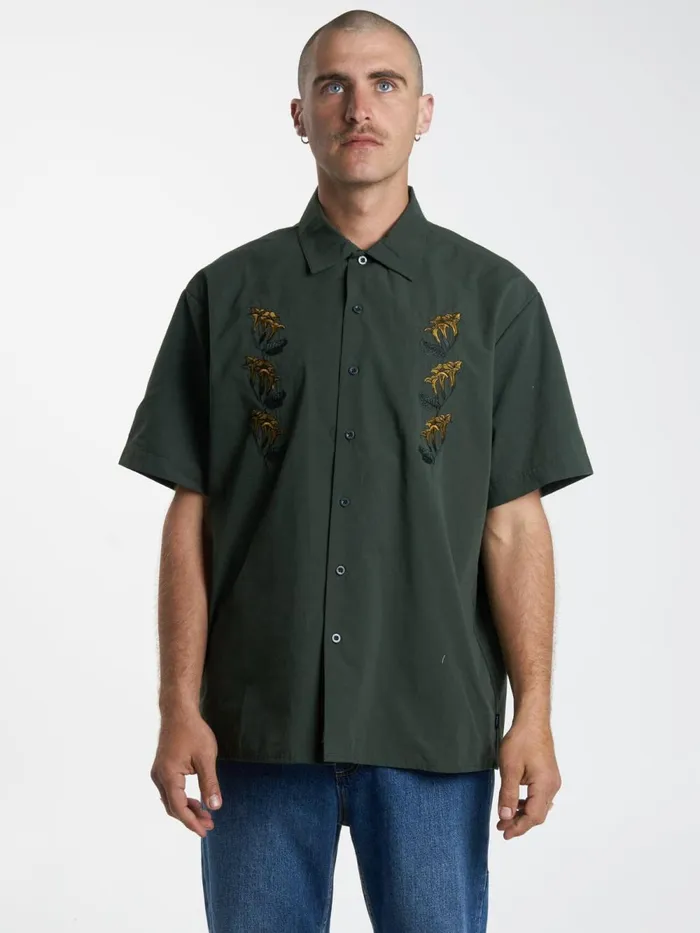 Mens Secret Garden Short Sleeve Work Shirt Oil Green Thrills Shirts