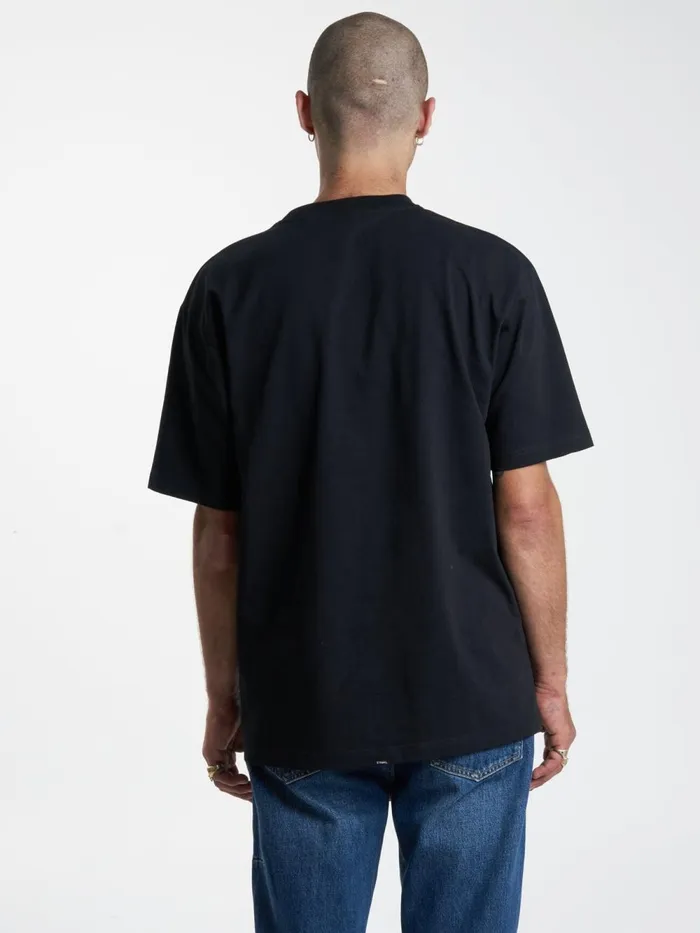 Mens Union Oversize Fit Pocket Tee Black Thrills Tees and Tank Tops