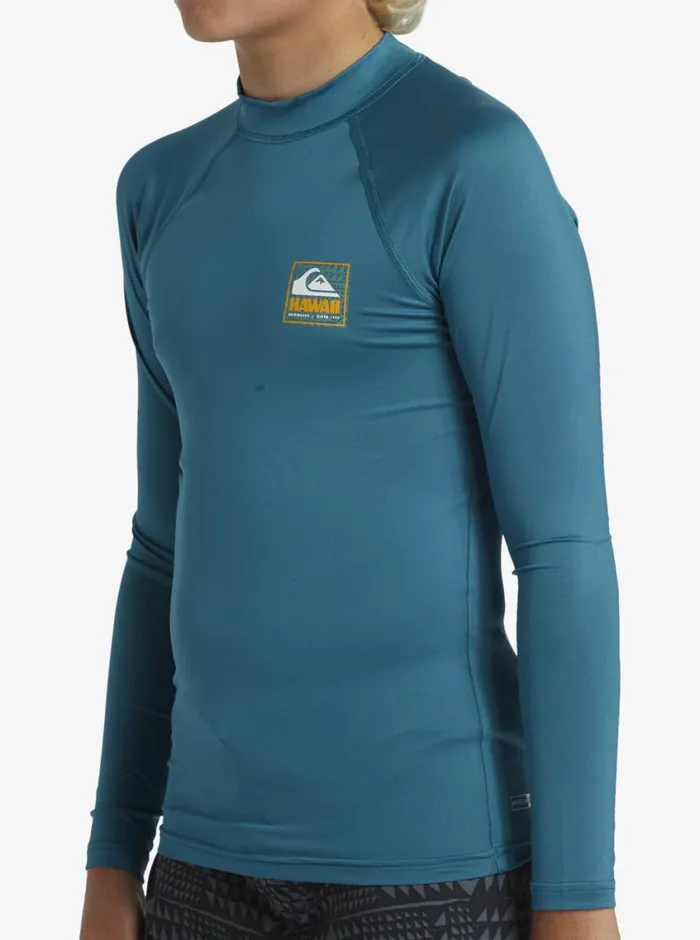 Quiksilver 816 Hawaii Badge UPF50 Long Sleeve Surf Tee Colonial Blue Boys Rashguards Quiksilver 816 Hawaii Badge UPF50 Long Sleeve Surf Tee Colonial Blue Boys Rashguards