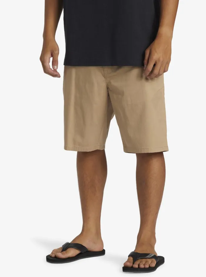 Quiksilver Crest Chino Chino 21034 Shorts Plage Mens Shorts and Amphibians Quiksilver Crest Chino Chino 21034 Shorts Plage Mens Shorts and Amphibians