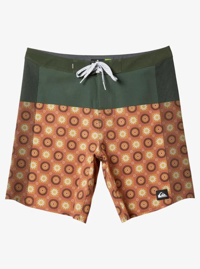 Quiksilver Highline Arch 19034 Boardshorts Climbing Ivy Mens Shorts and Amphibians Quiksilver Highline Arch 19034 Boardshorts Climbing Ivy Mens Shorts and Amphibians
