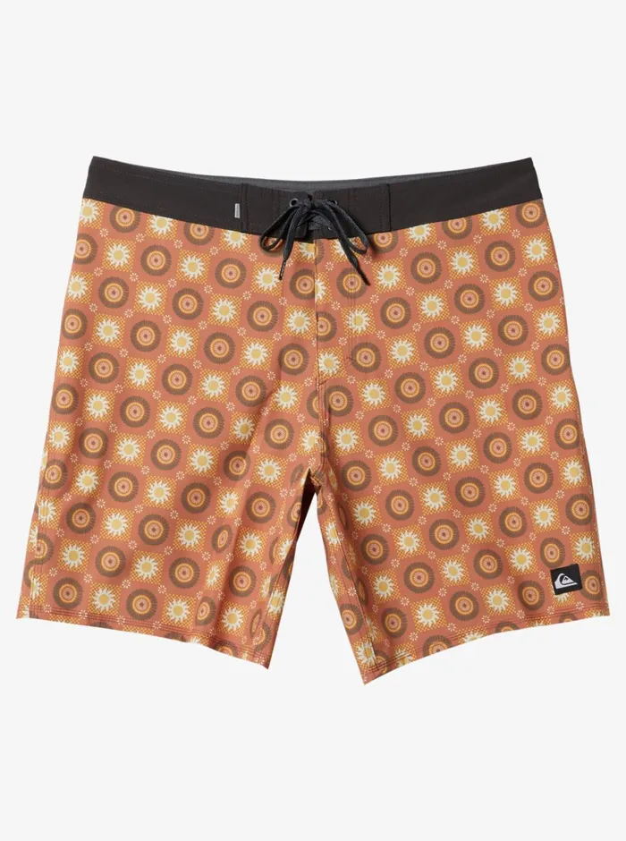 Quiksilver Surfsilk 69 18034 Boardshorts Baked Clay Mens Shorts and Amphibians