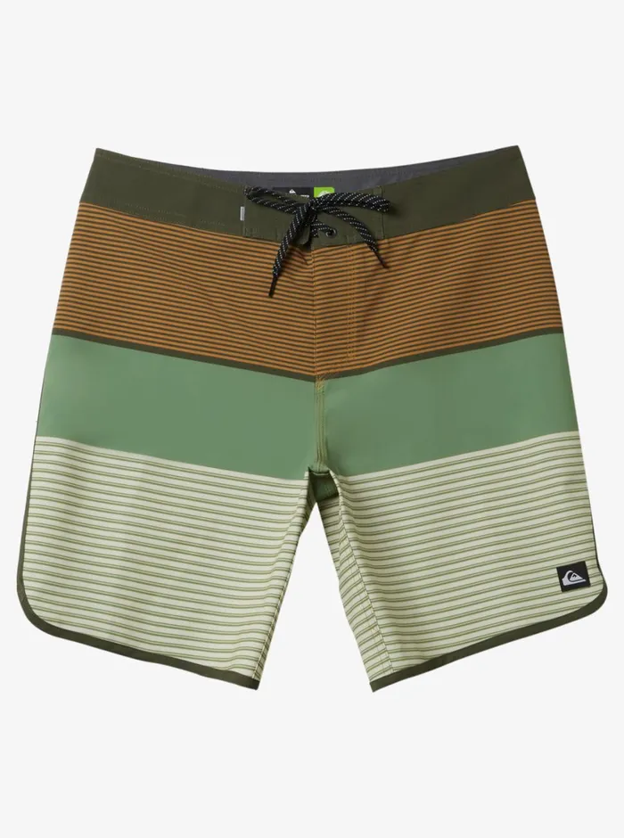 Quiksilver Surfsilk Tijuana 19034 Boardshorts Dill Mens Shorts and Amphibians