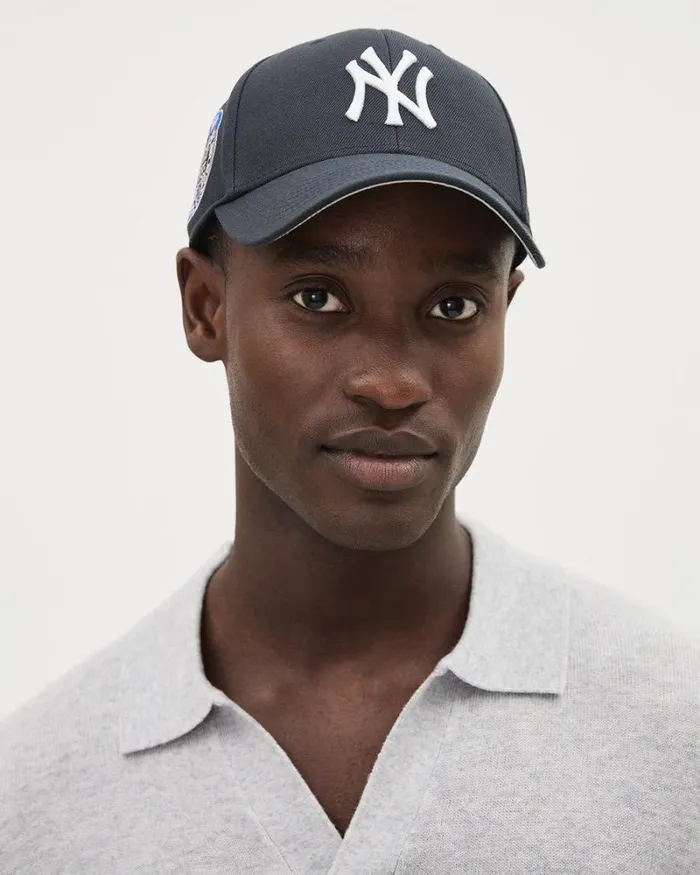 RWandCO Hats Gloves and Scarves Navy 03947 MVP Snapback 8211 NY Yankees Navy 8211 Men RWandCO Hats Gloves and Scarves Navy 03947 MVP Snapback 8211 NY Yankees Navy 8211 Men