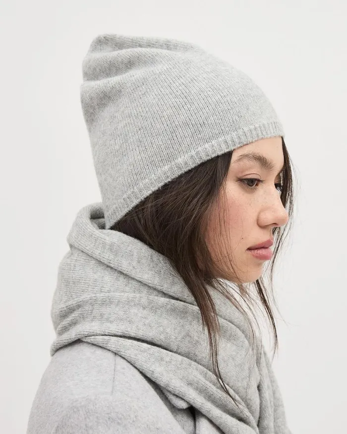 RWandCO Hats Gloves and Scarves WoolBlend Light Knit Beanie Light Grey Mix 8211 Women